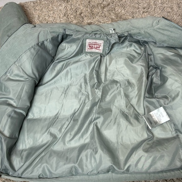 LEVI’S ZOE CORDUROY BUBBLE PUFFER JACKET- COLOR MINT GREEN - Picture 5 of 13